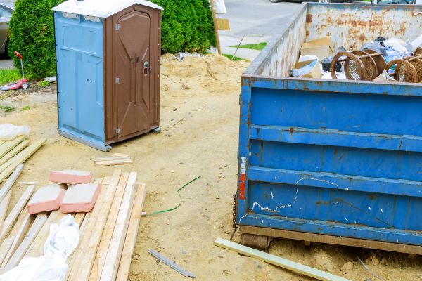 Porta potty service and maintenance visit in Elizabeth Nj